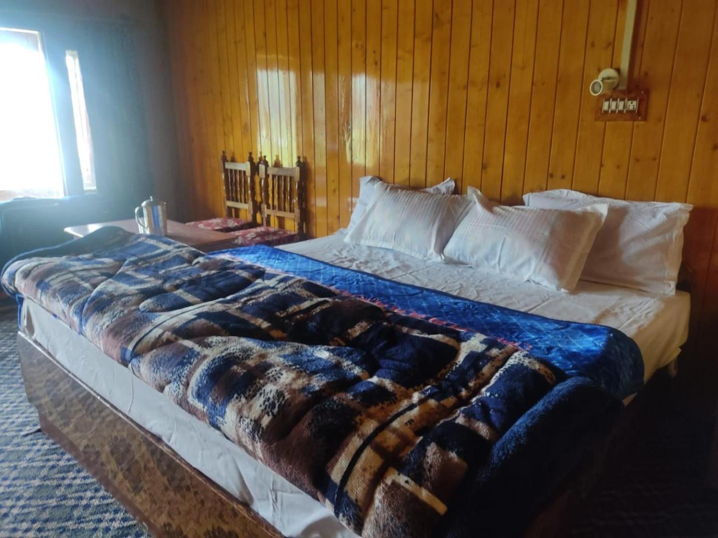 Roseland Cottage , Gulmarg Exteriér fotografie