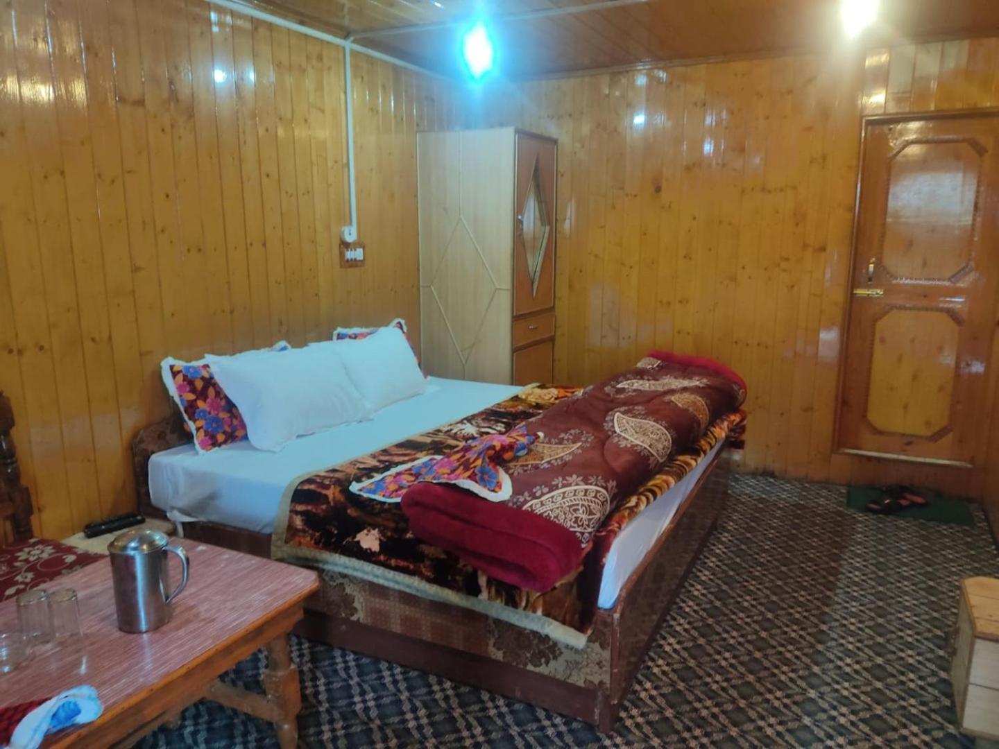 Roseland Cottage , Gulmarg Exteriér fotografie